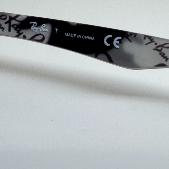 Ray-Ban RB 5228 5405 Eyeglasses Frames Womens Black 53-17-140 15026 - Picture 6 of 7